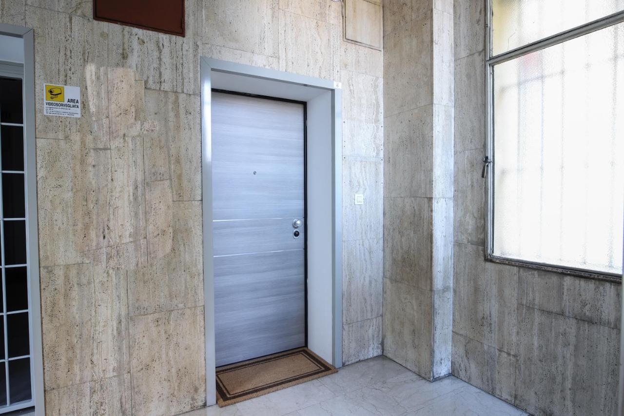 Central Apartment Close To Food And Shopping Bologna Exteriör bild